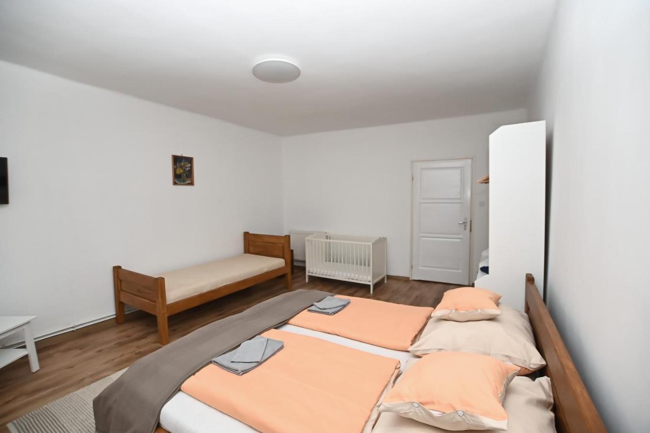 Rozsa Vendeghaz Hotel Tokaj Buitenkant foto
