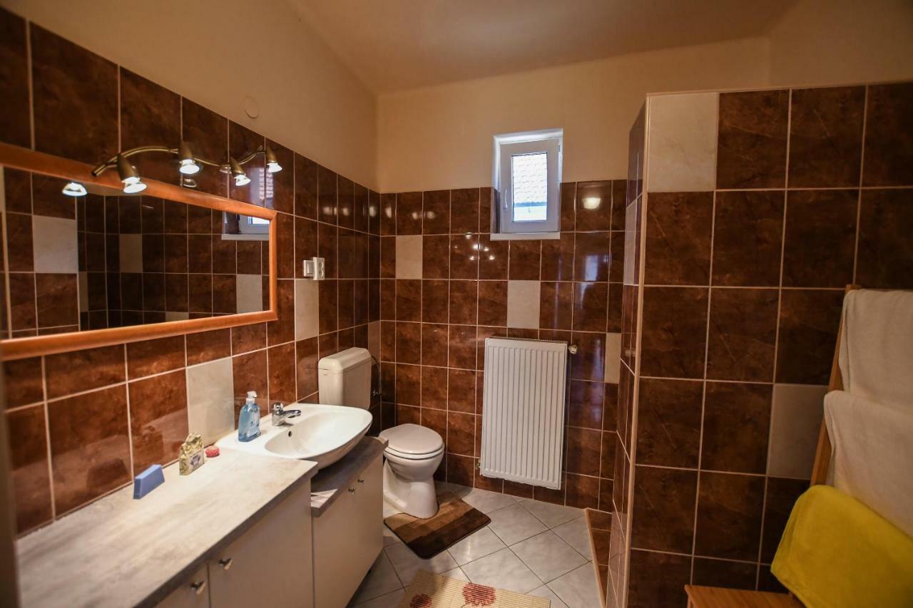Rozsa Vendeghaz Hotel Tokaj Buitenkant foto